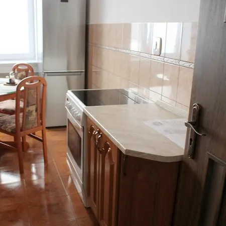 Apartmanovy Dom Stummerova *