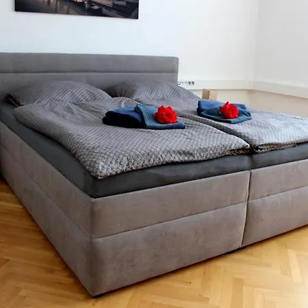 Apartmanovy Dom Stummerova * Топольчани