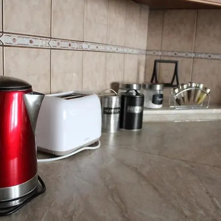 Apartmanovy Dom Stummerova Топольчани