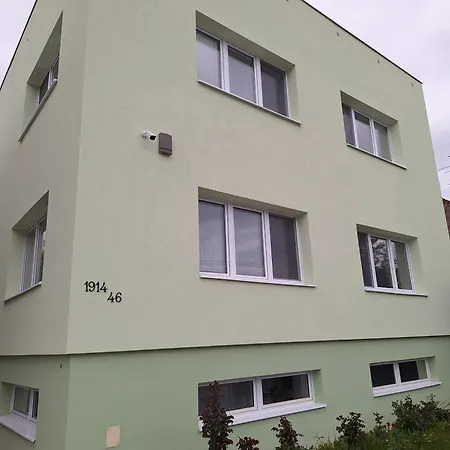 Apartmanovy Dom Stummerova *