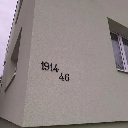 Apartmanovy Dom Stummerova * Topoľčany