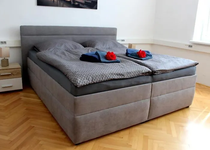 Apartmanovy Dom Stummerova * Topoľčany