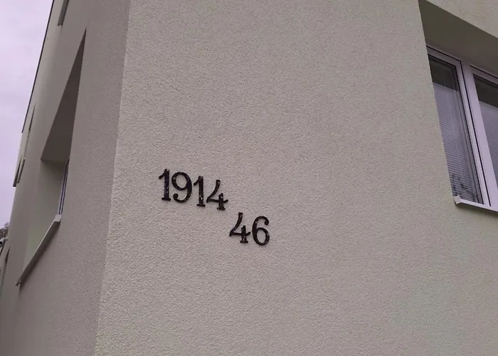 Apartmanovy Dom Stummerova * Topoľčany